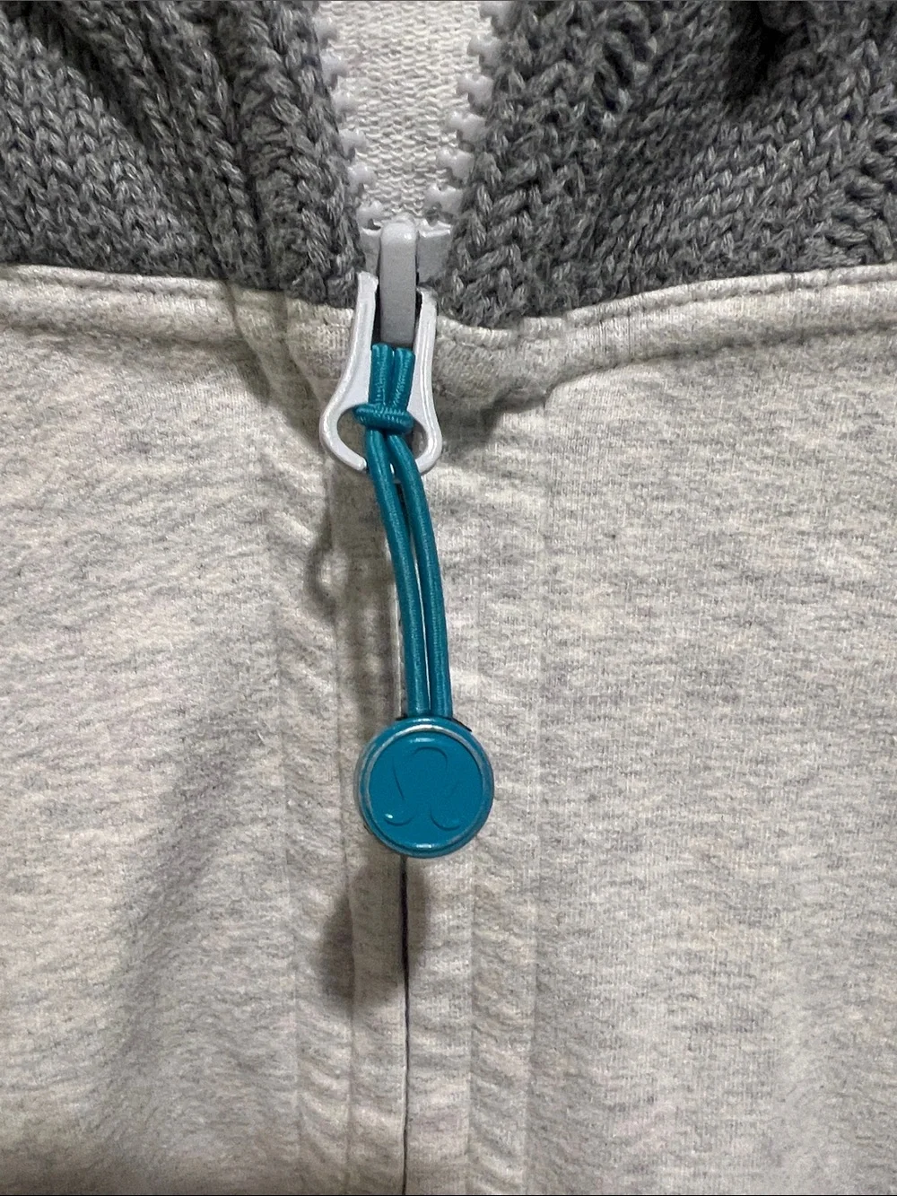 lululemon athletica Light Gray Quilted Hooded Cowl with Teal Logo